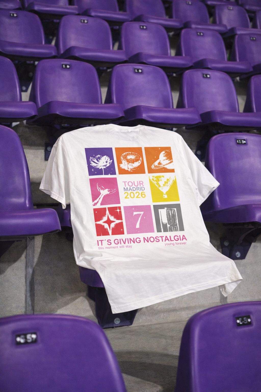 Be There Soon T-shirt Oversized — 'It's Giving Nostalgia'